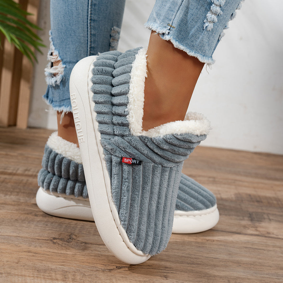 Women’s Cozy Indoor Winter Slippers
