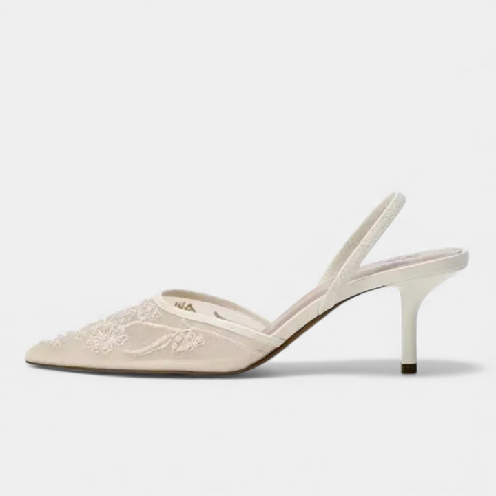 Tacchi in rete da donna