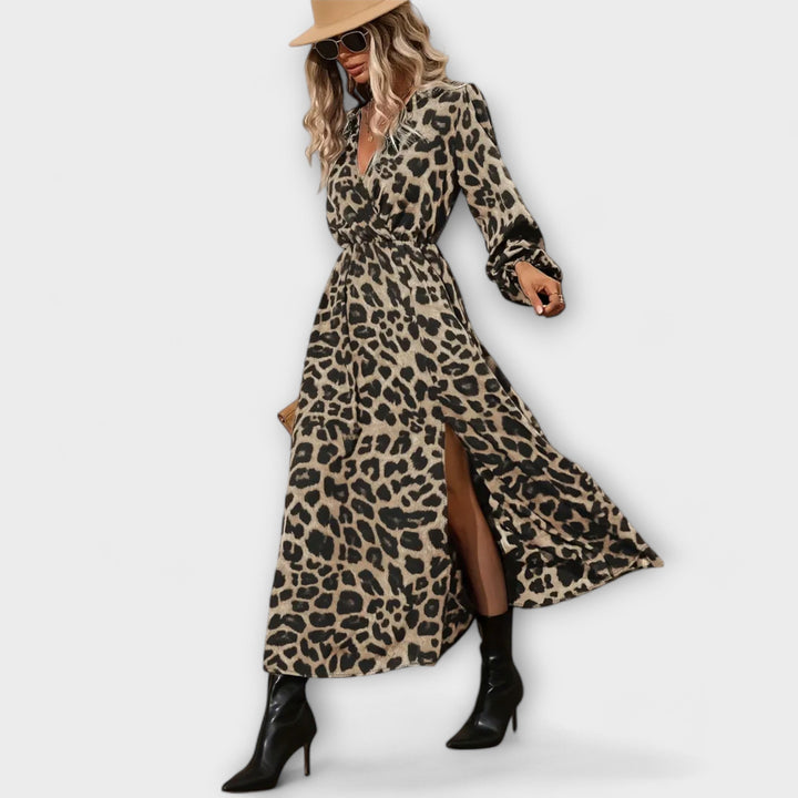 Vestido elegante con estampado de leopardo
