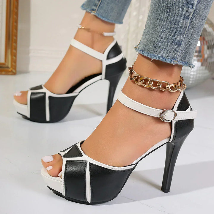 Tacones de cuero con estampado para mujer