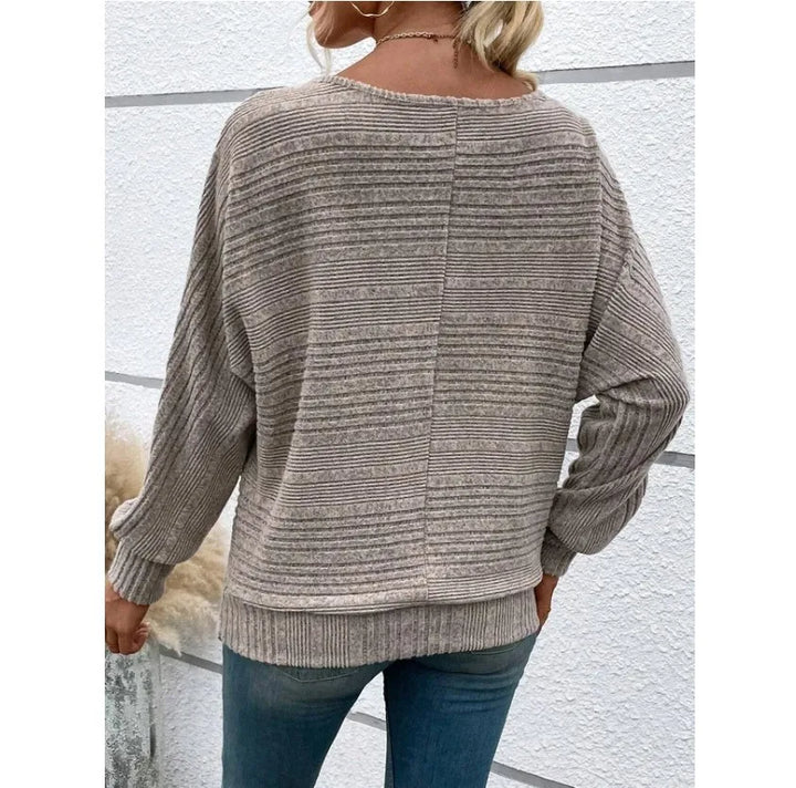 Minimalist Spliced Round Neck Sweater