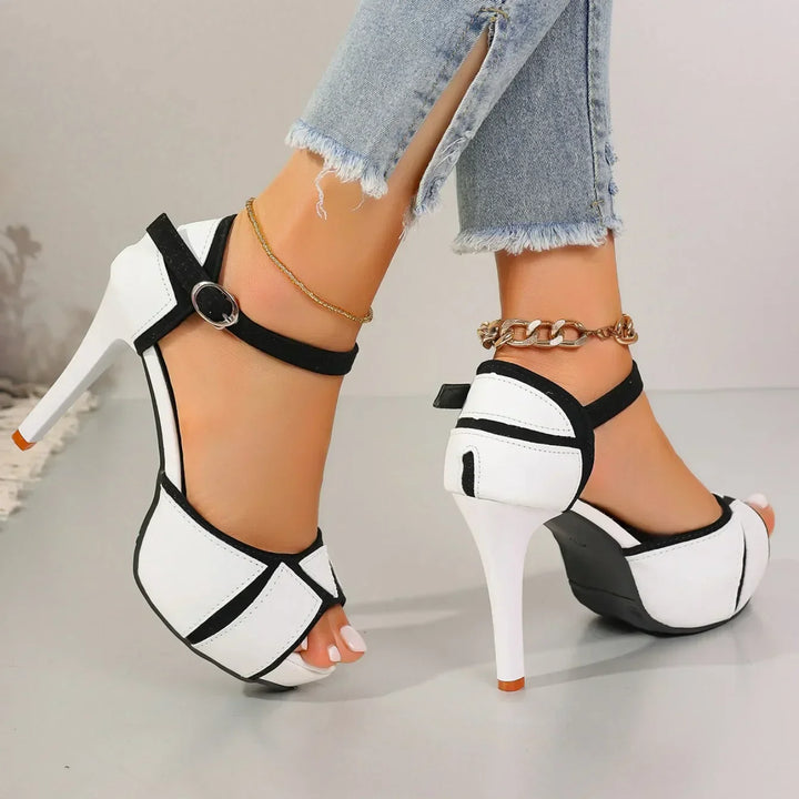Tacones de cuero con estampado para mujer