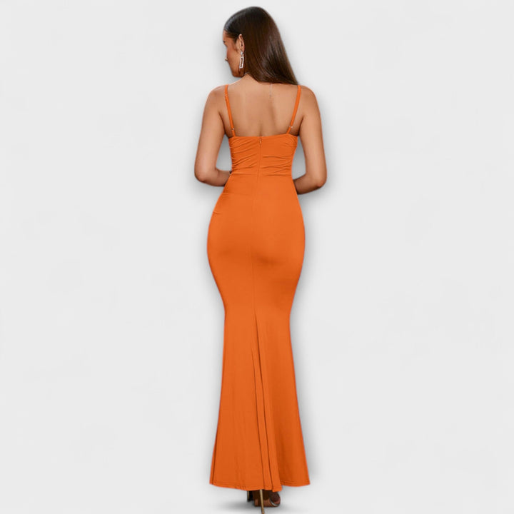 Abito elegante con volant