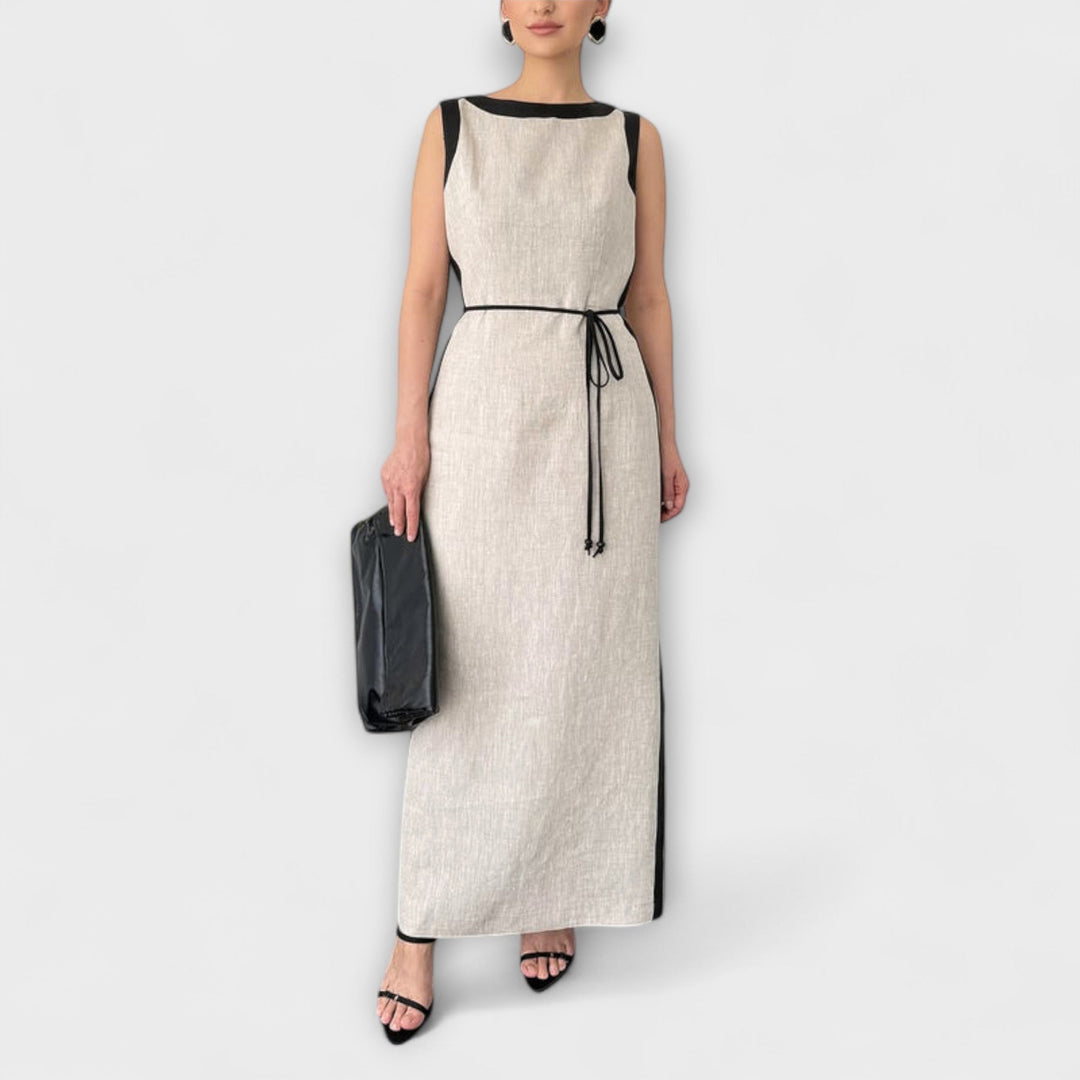 Stylish Sleeveless Dress