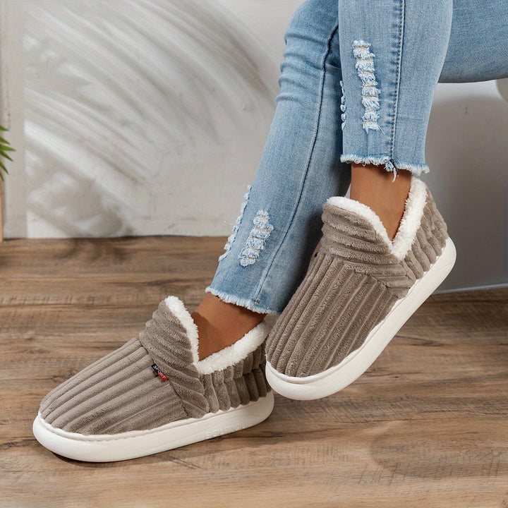 Women’s Cozy Indoor Winter Slippers