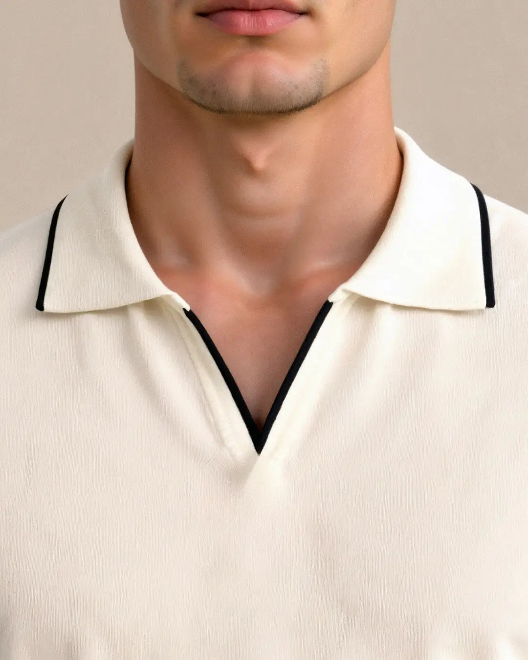 Tailored Piqué Polo with Contrast Details – Men